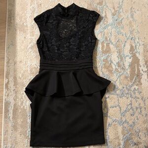 Windsor Elegant Black Lace Peplum Dress xs